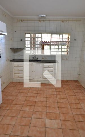 Casa para alugar com 140m², 2 quartos e sem vagaCozinha