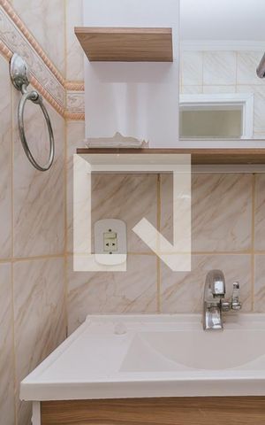 Apartamento para alugar com 56m², 2 quartos e 1 vaga Apartamento para alugar com 56m², 2 quartos e 1 vagaBanheiro
