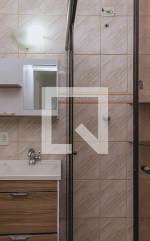 Apartamento para alugar com 56m², 2 quartos e 1 vaga Apartamento para alugar com 56m², 2 quartos e 1 vagaBanheiro