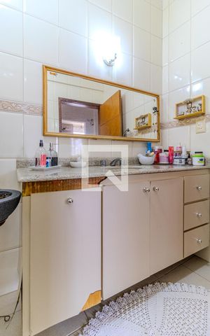 Apartamento à venda com 78m², 2 quartos e sem vagaBanheiro