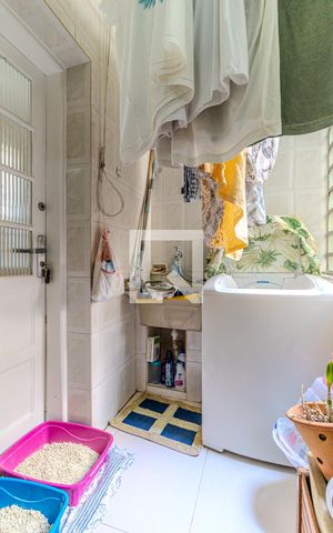 Apartamento à venda com 78m², 2 quartos e sem vagaÁrea de Serviço