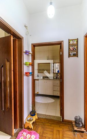Apartamento à venda com 78m², 2 quartos e sem vagaCorredor