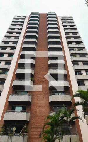 Apartamento à venda com 119m², 3 quartos e 3 vagas Apartamento à venda com 119m², 3 quartos e 3 vagasFachada