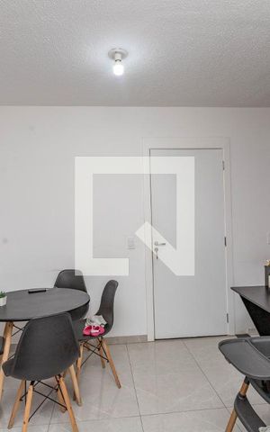 Apartamento à venda com 41m², 2 quartos e 1 vaga Apartamento à venda com 41m², 2 quartos e 1 vagaSala