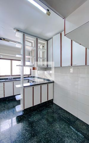 Apartamento à venda com 132m², 3 quartos e 3 vagasCozinha