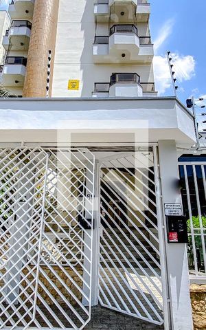 Apartamento à venda com 132m², 3 quartos e 3 vagasFachada
