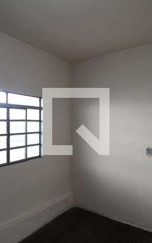 Casa para alugar com 70m², 1 quarto e sem vagaQuarto