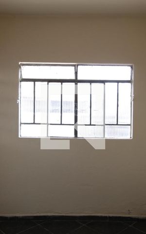 Casa para alugar com 70m², 1 quarto e sem vagaSala