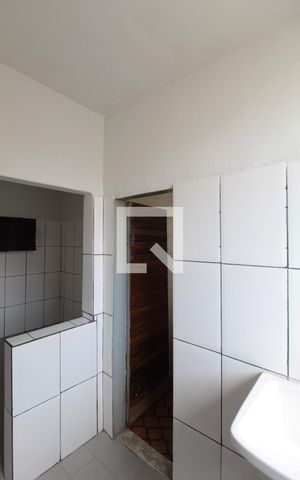 Casa para alugar com 70m², 1 quarto e sem vagaCozinha e Área de Serviço