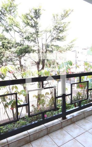 Casa à venda com 286m², 4 quartos e 4 vagasVaranda da suíte