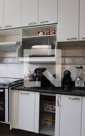 Casa à venda com 286m², 4 quartos e 4 vagasCozinha