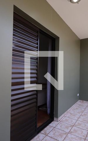 Casa à venda com 286m², 4 quartos e 4 vagasVaranda da suíte