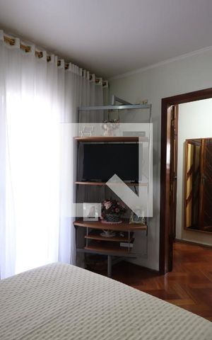 Casa à venda com 286m², 4 quartos e 4 vagasSuíte