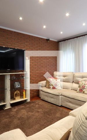 Casa à venda com 286m², 4 quartos e 4 vagasSala