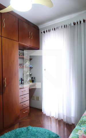 Casa à venda com 286m², 4 quartos e 4 vagasQuarto 2
