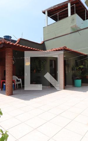 Casa à venda com 286m², 4 quartos e 4 vagasEspaço Gourmet