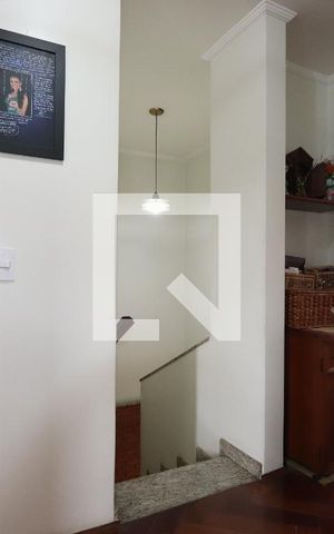 Casa à venda com 286m², 4 quartos e 4 vagasHall dos quartos