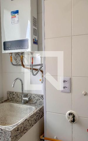 Apartamento à venda com 45m², 2 quartos e 1 vaga Apartamento à venda com 45m², 2 quartos e 1 vagaÁrea de Serviço