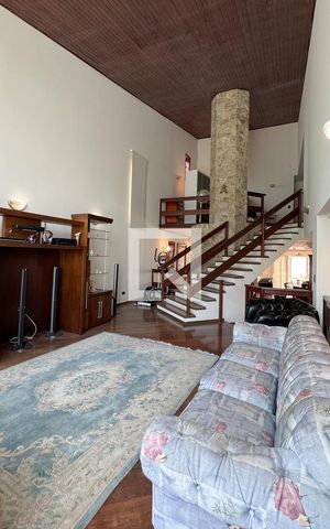 Casa de condomínio à venda com 600m², 4 quartos e 4 vagasSala