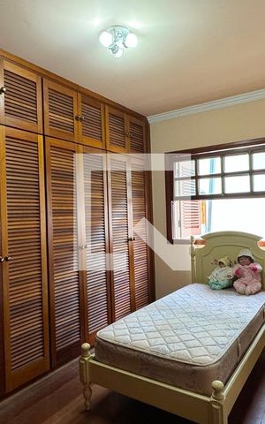 Casa de condomínio à venda com 600m², 4 quartos e 4 vagasSuíte 4