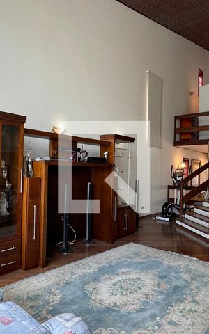 Casa de condomínio à venda com 600m², 4 quartos e 4 vagasSala