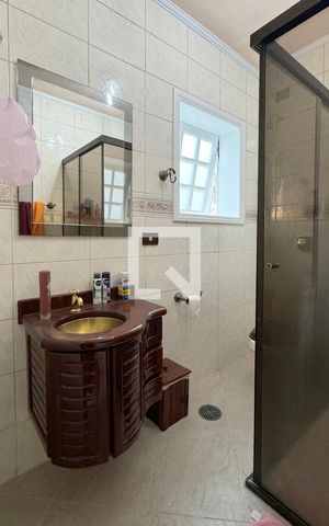 Casa de condomínio à venda com 600m², 4 quartos e 4 vagasBanheiro da Suíte 4
