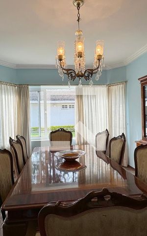 Casa de condomínio à venda com 600m², 4 quartos e 4 vagasSala de Jantar