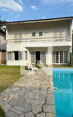 Casa de condomínio à venda com 600m², 4 quartos e 4 vagasPiscina