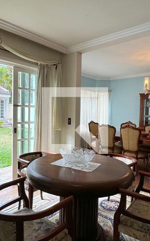 Casa de condomínio à venda com 600m², 4 quartos e 4 vagasSala de Jantar
