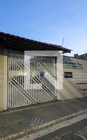 Casa de condomínio à venda com 65m², 2 quartos e 1 vaga Casa de condomínio à venda com 65m², 2 quartos e 1 vagaFachada