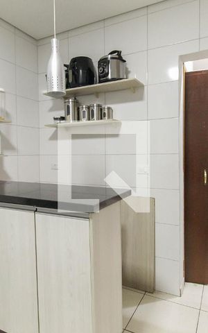 Casa de condomínio à venda com 65m², 2 quartos e 1 vaga Casa de condomínio à venda com 65m², 2 quartos e 1 vagaCozinha