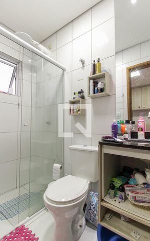 Casa de condomínio à venda com 65m², 2 quartos e 1 vaga Casa de condomínio à venda com 65m², 2 quartos e 1 vagaBanheiro