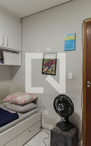 Casa de condomínio à venda com 65m², 2 quartos e 1 vaga Casa de condomínio à venda com 65m², 2 quartos e 1 vagaQuarto