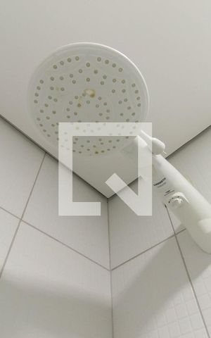 Casa de condomínio à venda com 65m², 2 quartos e 1 vaga Casa de condomínio à venda com 65m², 2 quartos e 1 vagaBanheiro