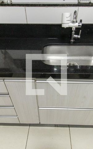 Casa de condomínio à venda com 65m², 2 quartos e 1 vaga Casa de condomínio à venda com 65m², 2 quartos e 1 vagaCozinha