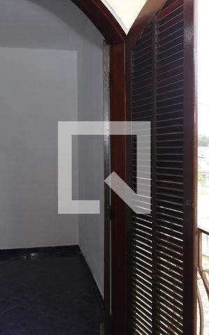 Casa à venda com 90m², 2 quartos e 2 vagasSacada