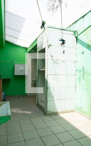Casa à venda com 127m², 4 quartos e 3 vagas Casa à venda com 127m², 4 quartos e 3 vagasÁrea de Serviço
