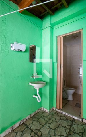 Casa à venda com 127m², 4 quartos e 3 vagas Casa à venda com 127m², 4 quartos e 3 vagasLavabo