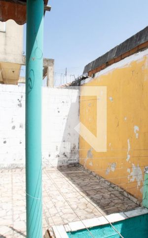 Casa à venda com 127m², 4 quartos e 3 vagas Casa à venda com 127m², 4 quartos e 3 vagasÁrea externa