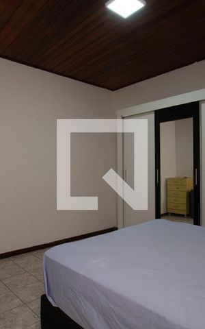 Casa à venda com 127m², 4 quartos e 3 vagas Casa à venda com 127m², 4 quartos e 3 vagasQuarto 1