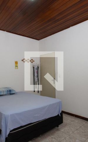 Casa à venda com 127m², 4 quartos e 3 vagas Casa à venda com 127m², 4 quartos e 3 vagasQuarto 1