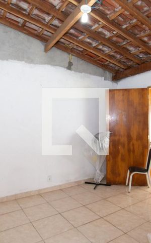 Casa à venda com 127m², 4 quartos e 3 vagas Casa à venda com 127m², 4 quartos e 3 vagasEdícula
