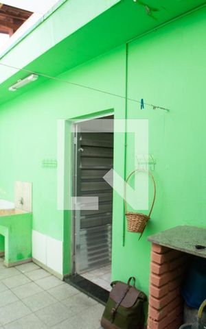 Casa à venda com 127m², 4 quartos e 3 vagas Casa à venda com 127m², 4 quartos e 3 vagasÁrea de Serviço