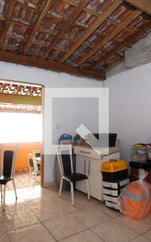 Casa à venda com 127m², 4 quartos e 3 vagas Casa à venda com 127m², 4 quartos e 3 vagasEdícula