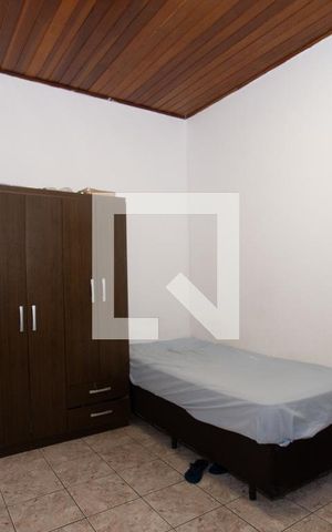 Casa à venda com 127m², 4 quartos e 3 vagas Casa à venda com 127m², 4 quartos e 3 vagasQuarto 2