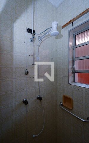 Casa para alugar com 193m², 4 quartos e 7 vagas Casa para alugar com 193m², 4 quartos e 7 vagasBanheiro Social