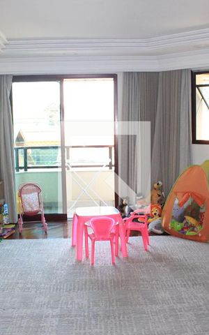 Apartamento à venda com 170m², 3 quartos e 2 vagasSala
