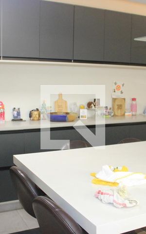 Apartamento à venda com 170m², 3 quartos e 2 vagasCozinha