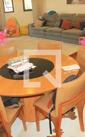 Apartamento à venda com 170m², 3 quartos e 2 vagasSala