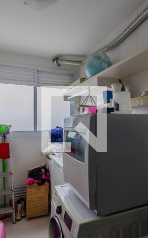 Apartamento à venda com 52m², 2 quartos e 1 vaga Apartamento à venda com 52m², 2 quartos e 1 vagaÁrea de Serviço